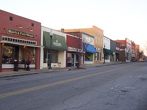 S. 8th Street in Opelika, Alabama