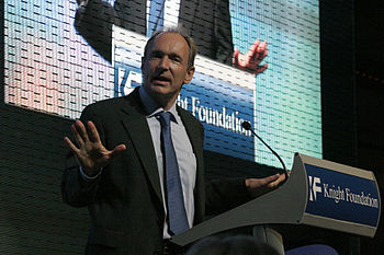 Tim Berners-Lee speaking at the launch of the ...